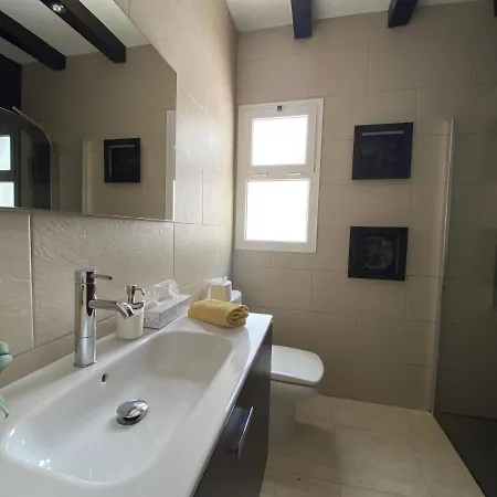 Mivida Guest house San Bartolome (Las Palmas)