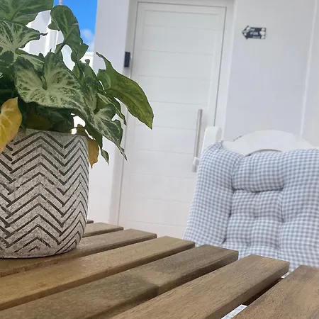 Guest house Mivida San Bartolome (Las Palmas)